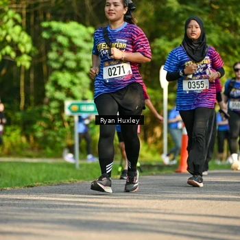 Runner Photo 8018900