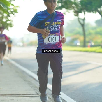 Runner Photo 8018920