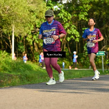 Runner Photo 8018953