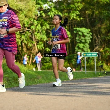 Runner Photo 8018954
