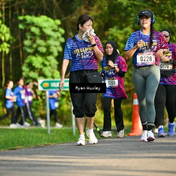Runner Photo 8018959