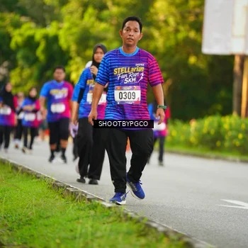 Runner Photo 8018961