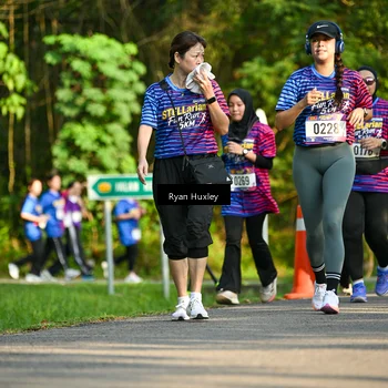 Runner Photo 8018964