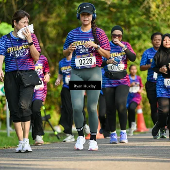 Runner Photo 8018967