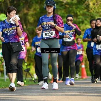 Runner Photo 8018972