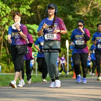 Runner Photo 8018976