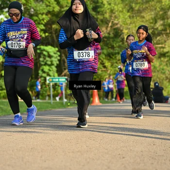 Runner Photo 8018992
