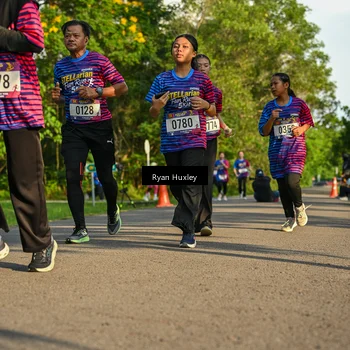 Runner Photo 8018999