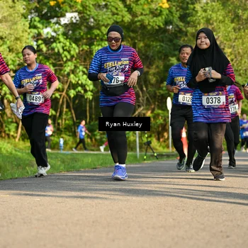 Runner Photo 8019001