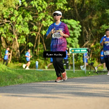 Runner Photo 8019014
