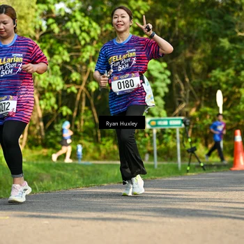 Runner Photo 8019035