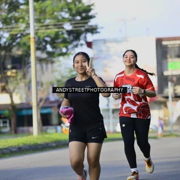 Runner Photo 8019051