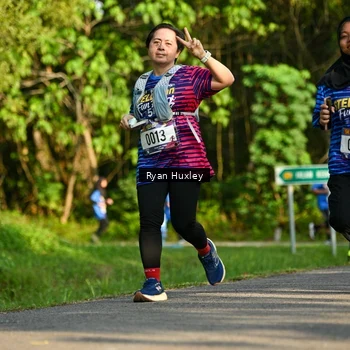 Runner Photo 8019054