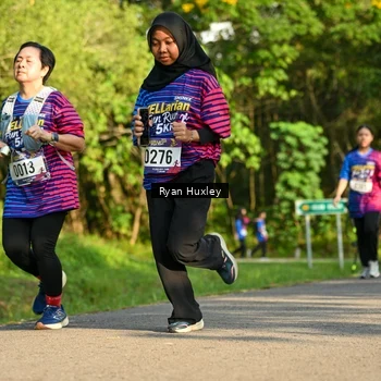 Runner Photo 8019057