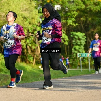 Runner Photo 8019058