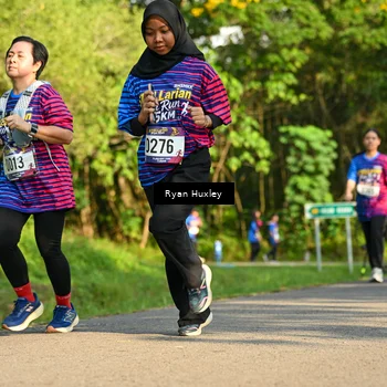 Runner Photo 8019059
