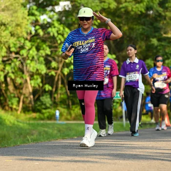 Runner Photo 8019068