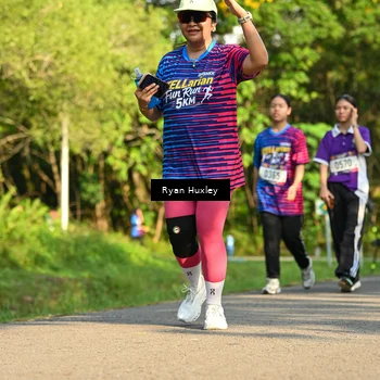 Runner Photo 8019070