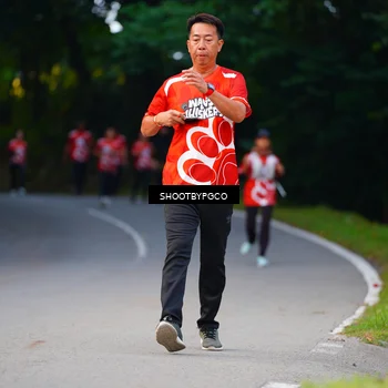 Runner Photo 8019086