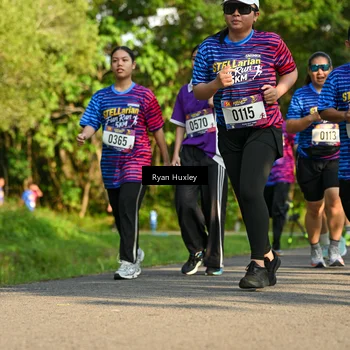 Runner Photo 8019087