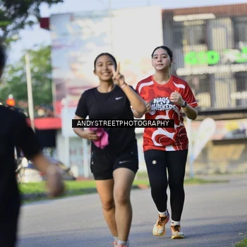 Runner Photo 8019089