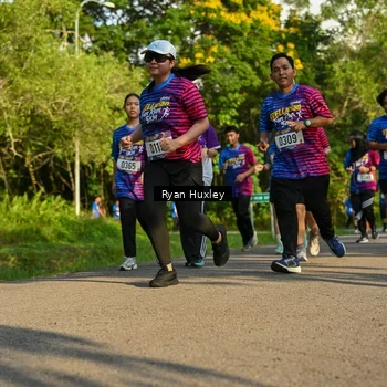 Runner Photo 8019096