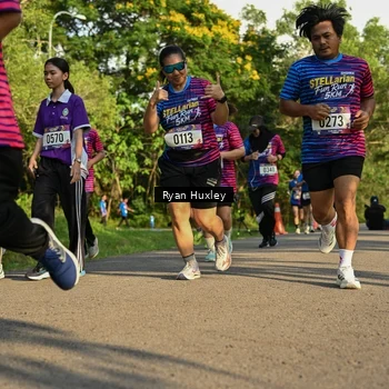 Runner Photo 8019104