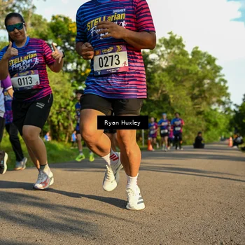 Runner Photo 8019105