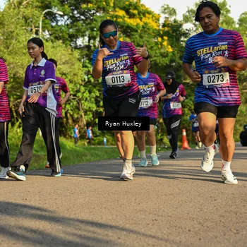 Runner Photo 8019106