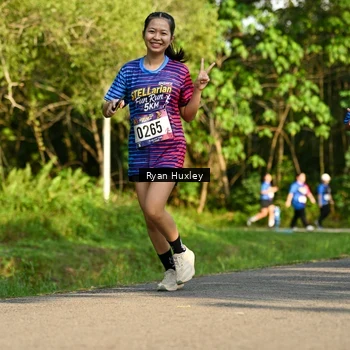 Runner Photo 8019121