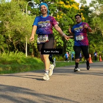 Runner Photo 8019145