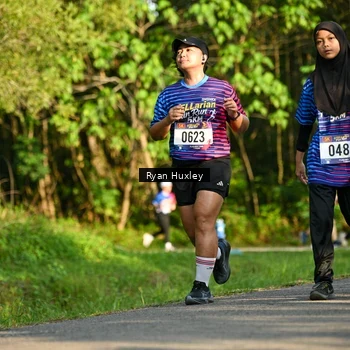 Runner Photo 8019165