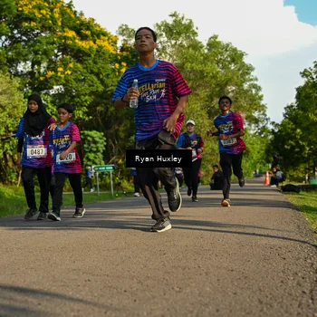 Runner Photo 8019172
