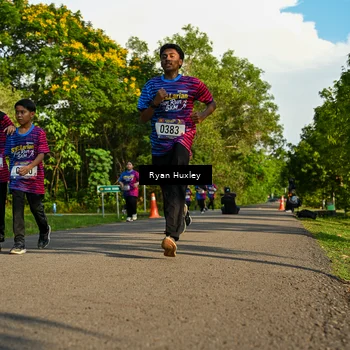 Runner Photo 8019173