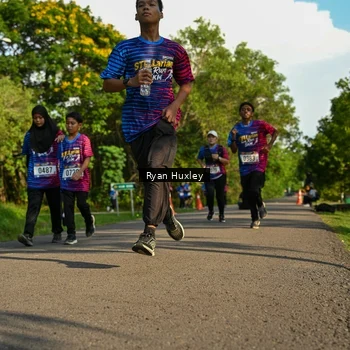 Runner Photo 8019178