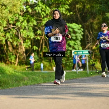 Runner Photo 8019186