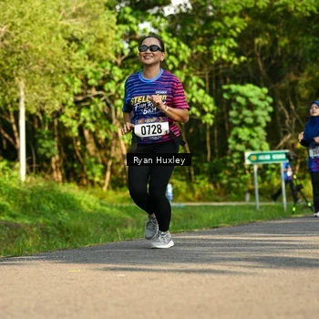 Runner Photo 8019218
