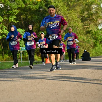 Runner Photo 8019221