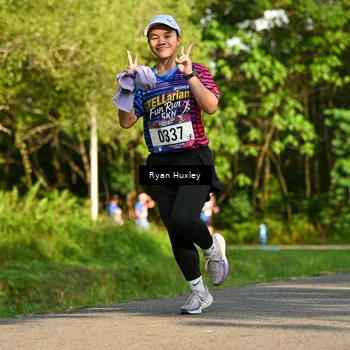 Runner Photo 8019243