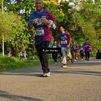 Runner Photo 8019249