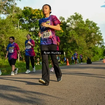 Runner Photo 8019257
