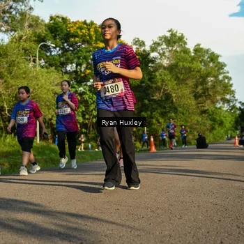 Runner Photo 8019259