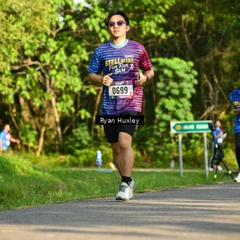 Runner Photo 8019272