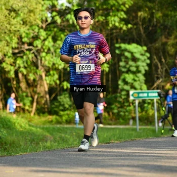 Runner Photo 8019277