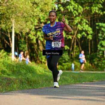Runner Photo 8019295