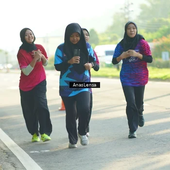 Runner Photo 8019309