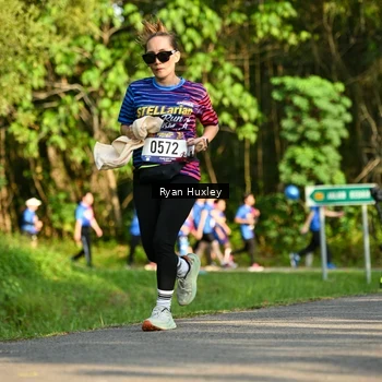 Runner Photo 8019317