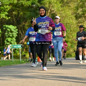 Runner Photo 8019319