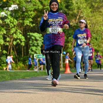 Runner Photo 8019323