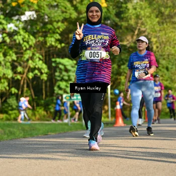 Runner Photo 8019324